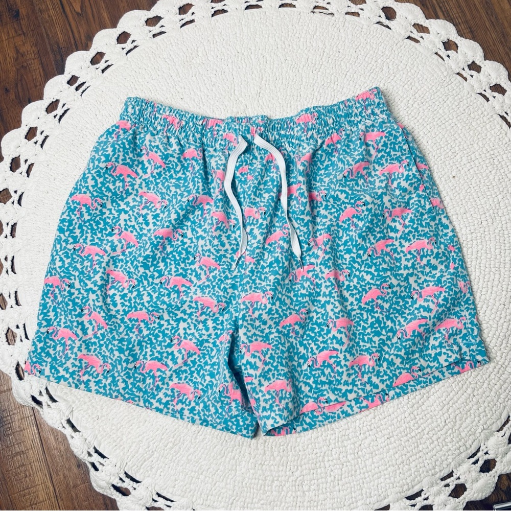 Chubbies The Domingos Are For Flamingos Shorts Swim Trunks 5.5” inseam Size XL